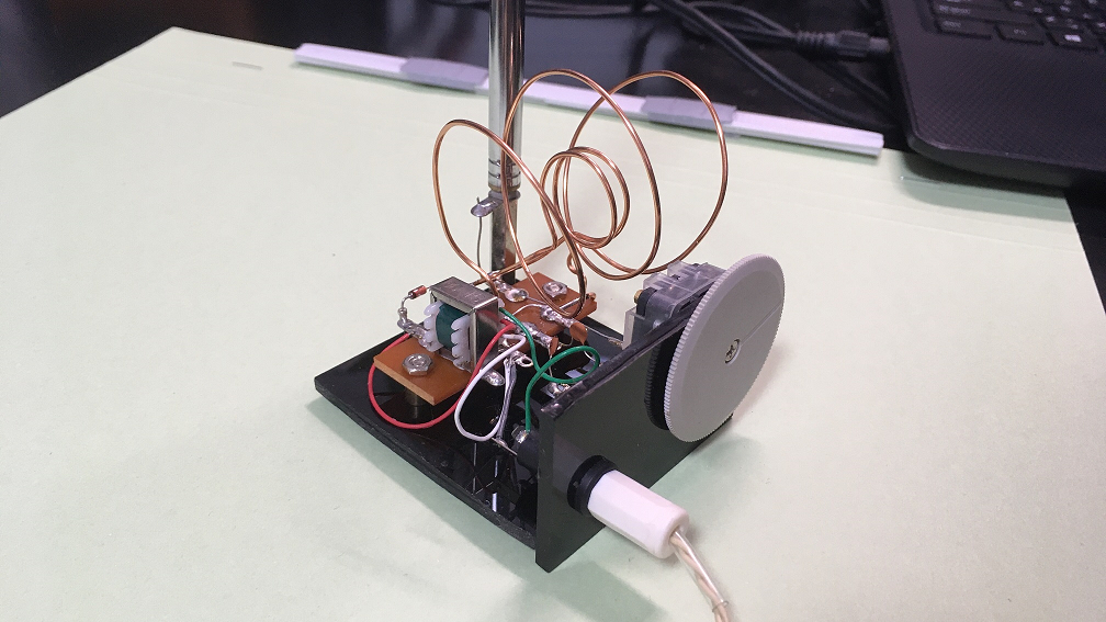 無電源FMラジオ